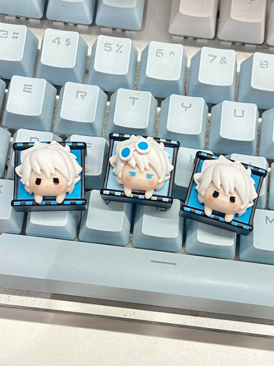 Link Click Film Strip Style Blind Bag - Image 9